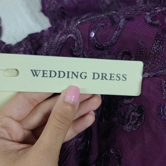 Mother of the Bride Asymmetrical formal Gown Embroidered floral bodice Size 16W - Picture 13 of 16